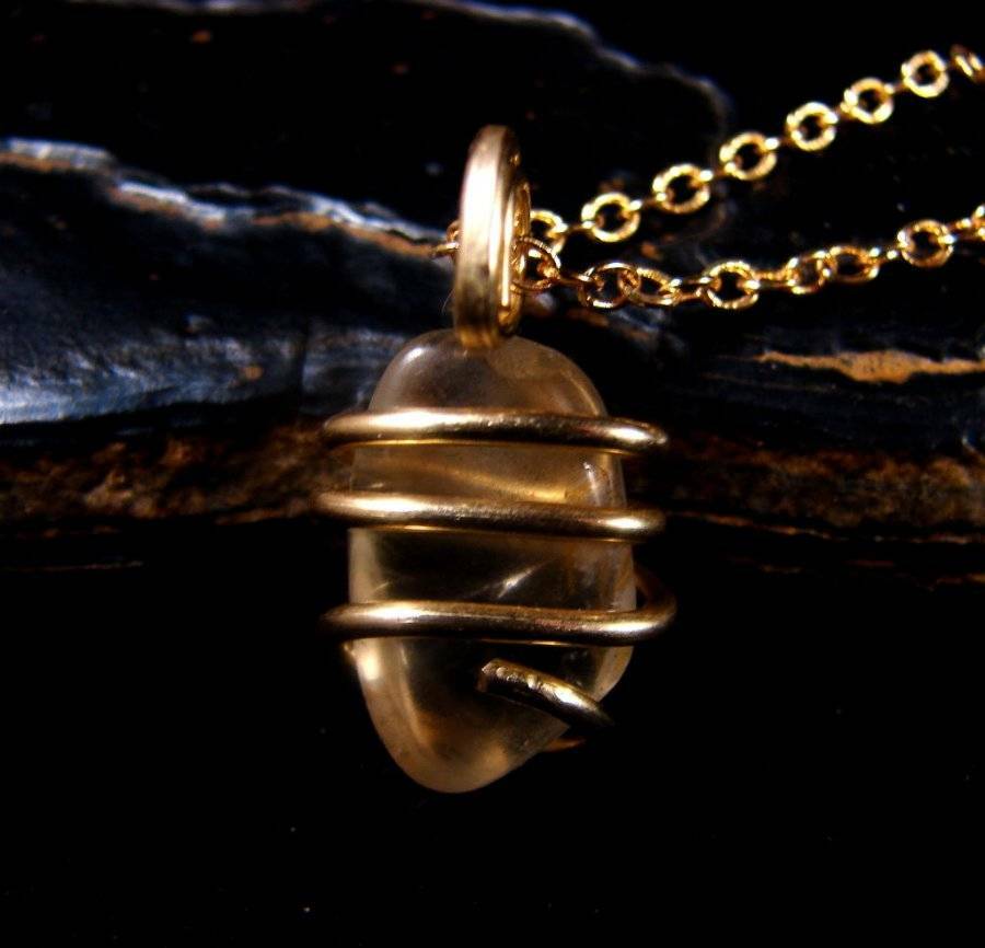 Gold Mexican Labradorite Hand Wrapped Pendant Merlins Gold Bronze Creativity  8
