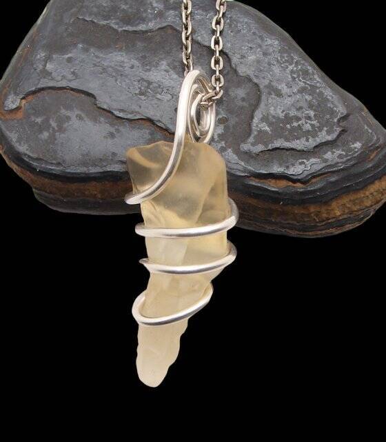 AUTHENTIC Libyan Desert Glass! Meteorite Sterling Silver Pendant 400