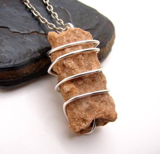 RARE UNUSUAL PRAYER PIPE LIGHTNING STRIKE SARAHA DESERT FULGURITE CRYSTAL #925